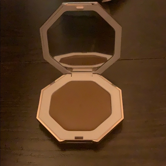 Fenty Beauty Cheeks Out Cream Bronzer in Teddy - Picture 2 of 4